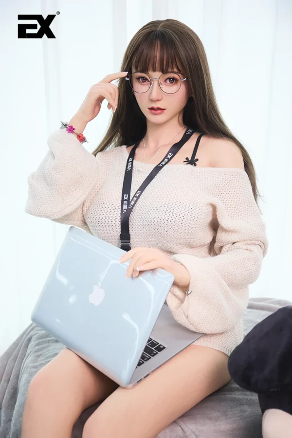 雅拉（奶糖女孩）